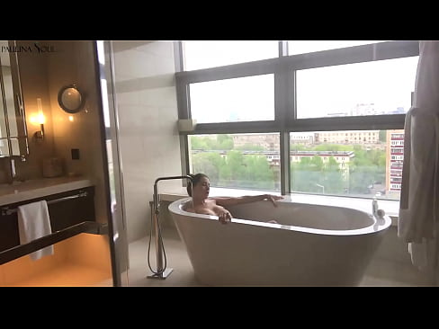 ❤️ Riesiges Babe wichst leidenschaftlich ihre Muschi im Badezimmer ️ Porno fb bei de.porngifer.ru ❌